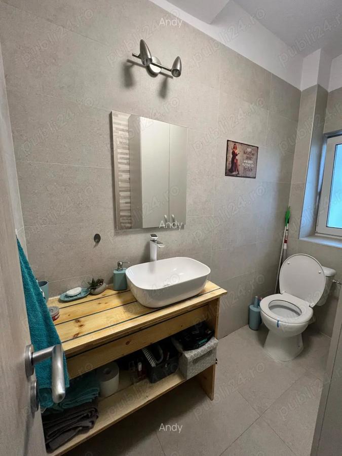 Casa vanzare, 5 camere - 10