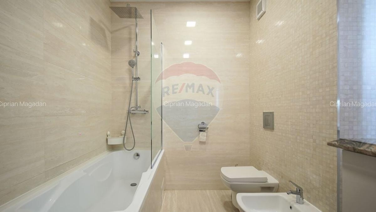 Apartament Premium 4 Camere - 24