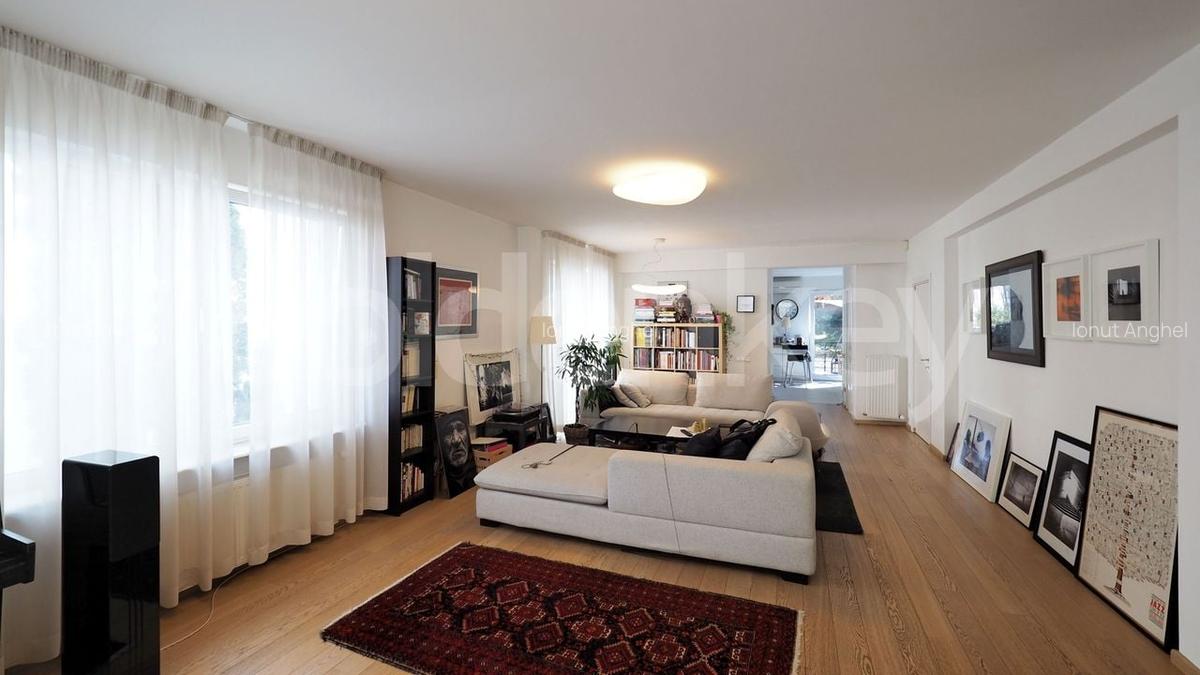 Vilă moderna D+P+1+M | 6 camere, 6 bai | 436mpc - 2