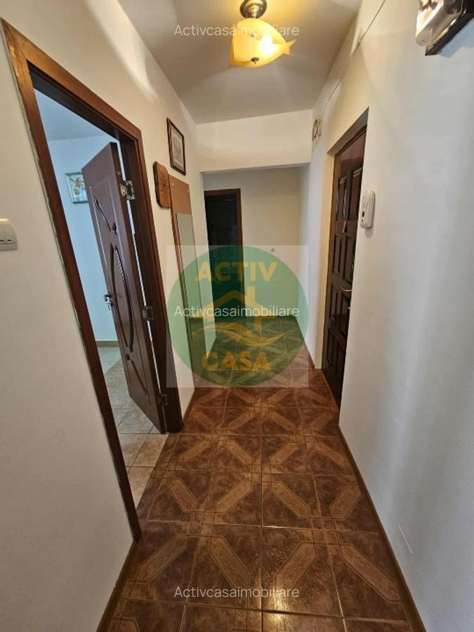 Apartament 2 camere, etaj 2, zona Scoala nr. 5 - 2