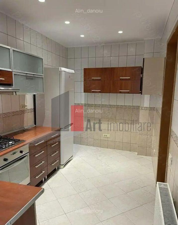 Casa de inchiriat/Spatiu comercial in zona Mall Vitan - 3