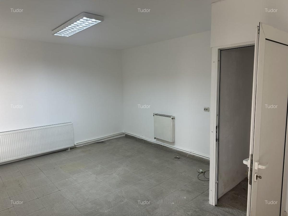 Proprietar- inchiriez spatiu depozitare str. Aurel Vlaicu 78 - 6