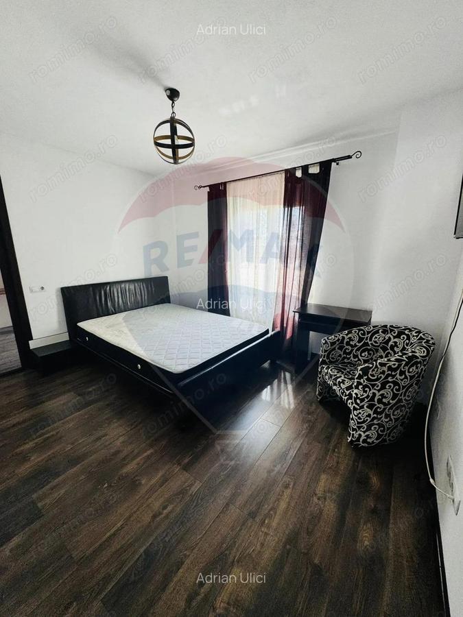 Casa / Vila cu 4 camere de vanzare - 13