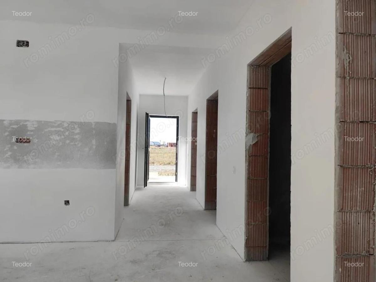 Casa noua, living si 3 dormitoare, de vanzare Santandrei, Bihor - 4