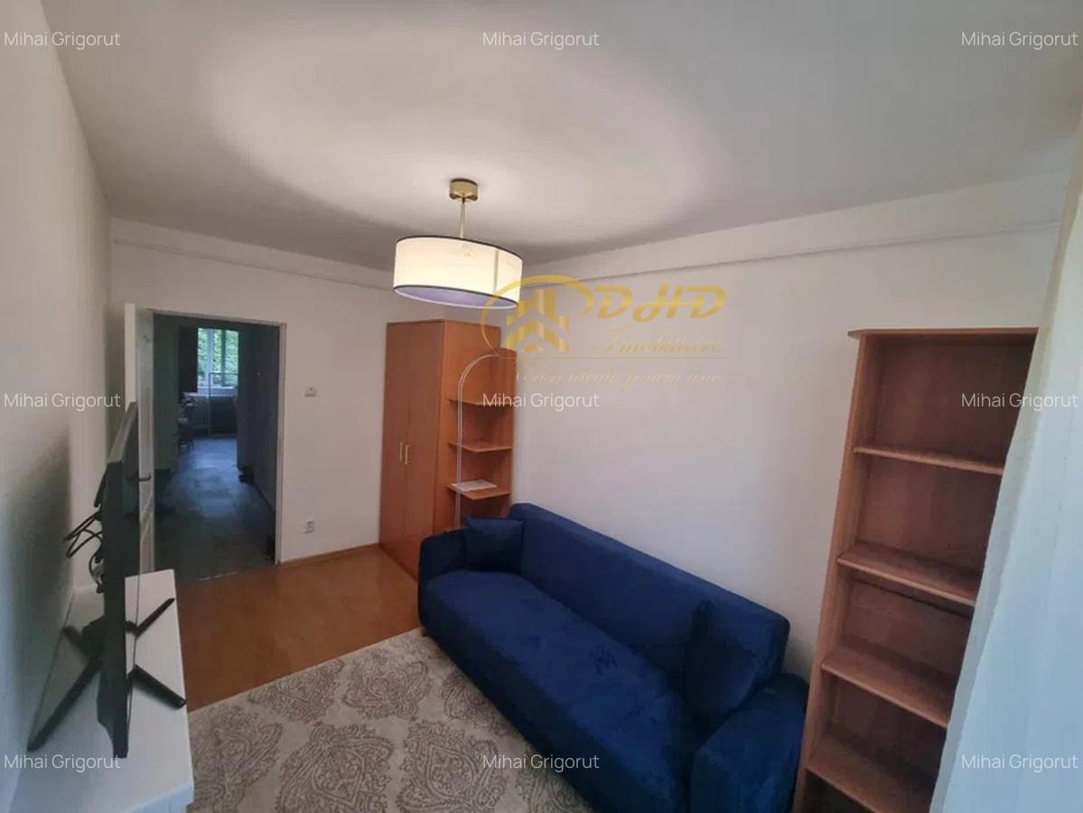 Apartament cu 3 camere in zona Tatarasi - Ciurchi - 4