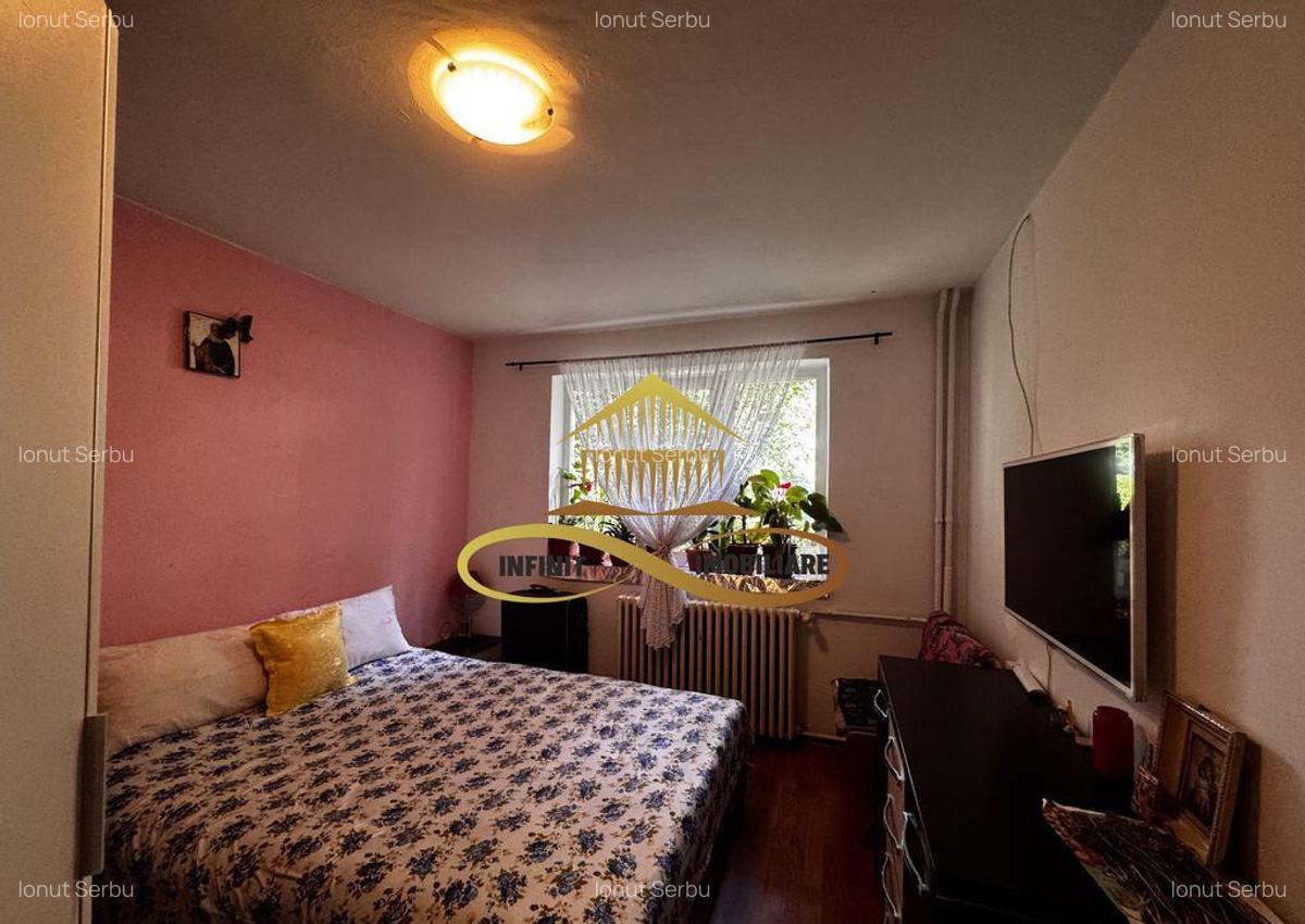 Apartament 3 camere cu balcon la parter - de vanzare - 3