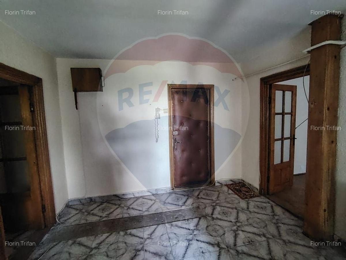 Apartament cu 3 camere str. Alexandru Vlahuta - 2