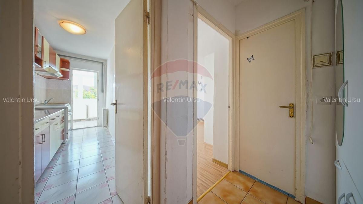 Garsoniera decomandata de renovat - Strada Sitarului, Brasov - 3