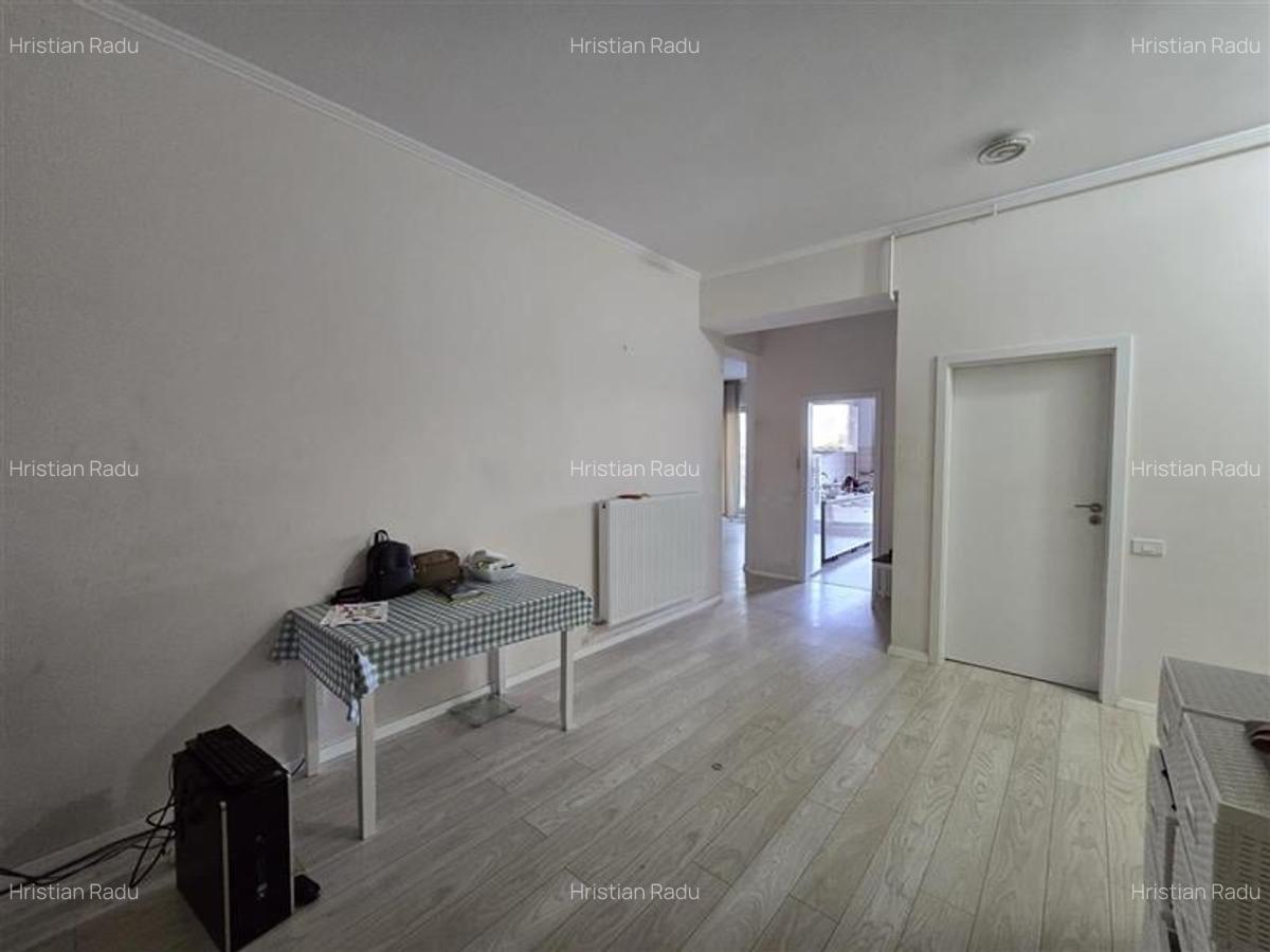 Apartament cu 3 camere semidecomandat în Bucureștii Noi - 15