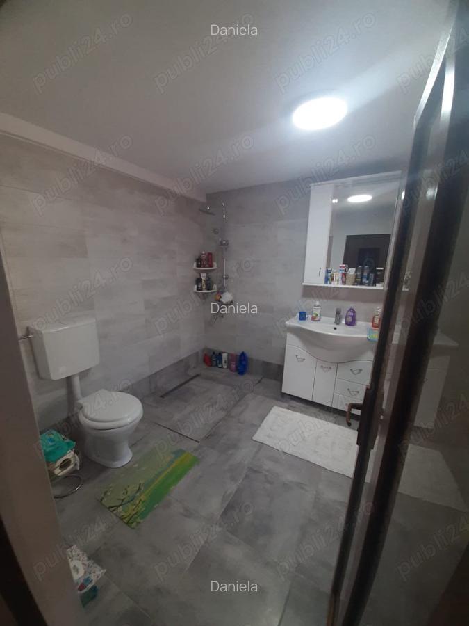 Proprietar, vand casa si spatiu stradal ... - 1