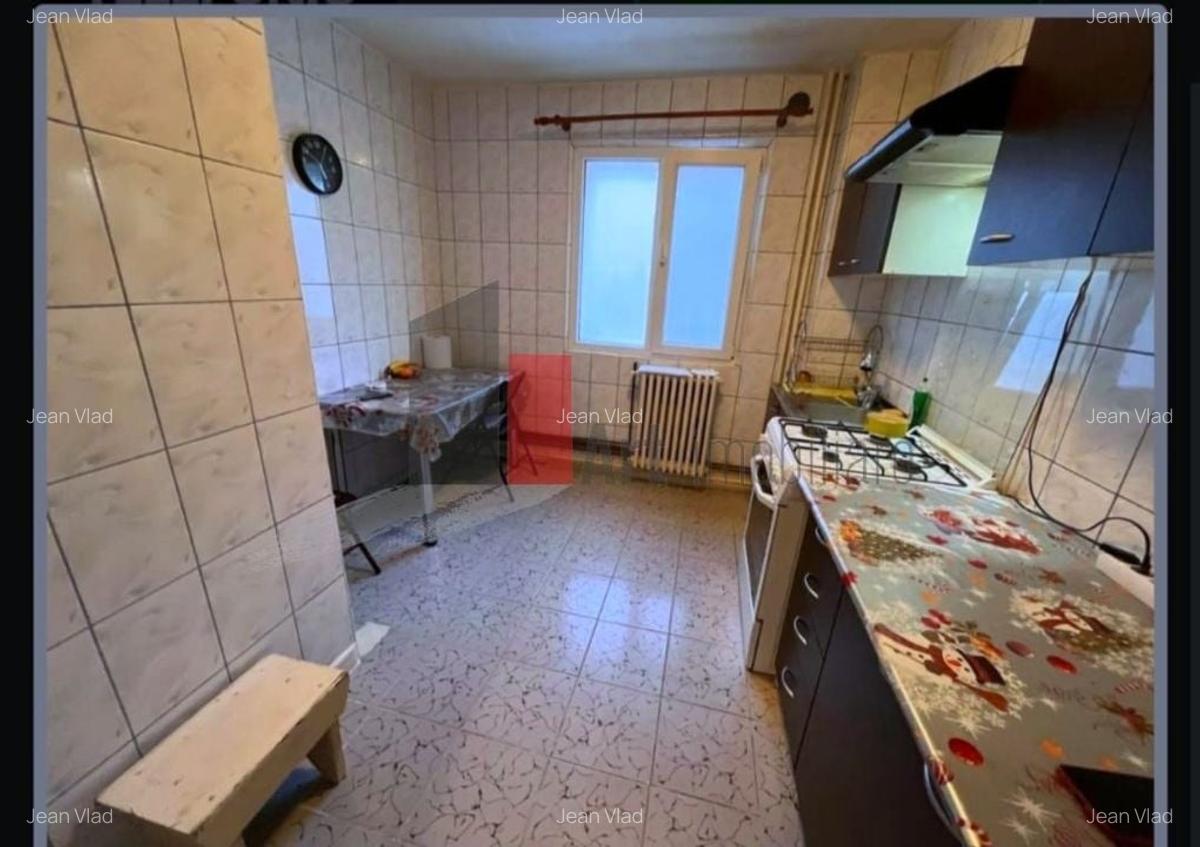 Apartament cu 4 camere decomandat în Titan - 6