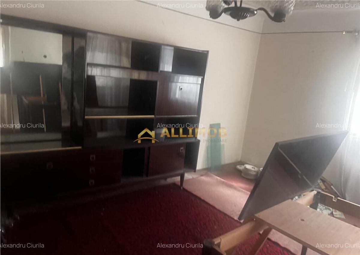 Oportunitate unica Casa 2.300 m2 teren, deschidere DN1 - 5