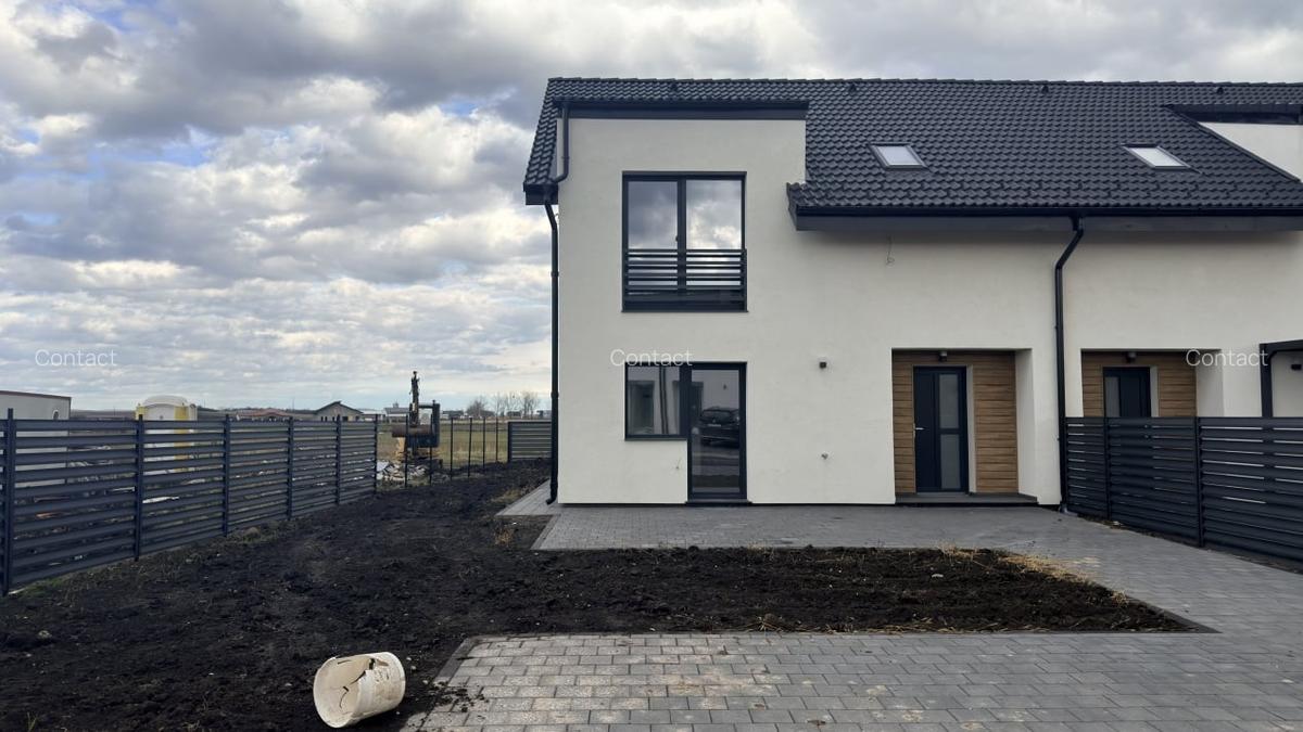 Vila tip duplex 4 camere zona Central Sura Mica - 3