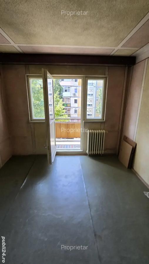 Vand apartament 3 camere Micalaca 100, et.2 - 2