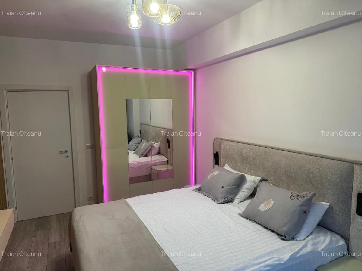 Vand apartament complet mobila, prima linie la plaja, zona Casa del mar - 13