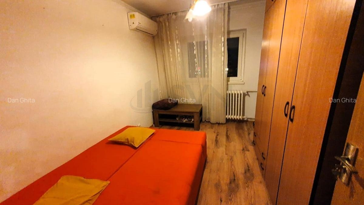 Apartament cu 3 camere decomandat în Sălaj - 5