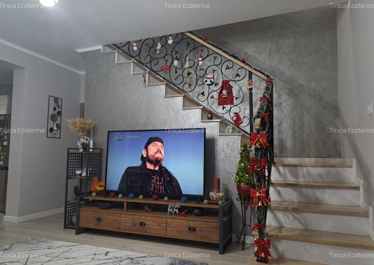 Casa tip duplex, separat prin garaj, Dumbravita, Timis - 4