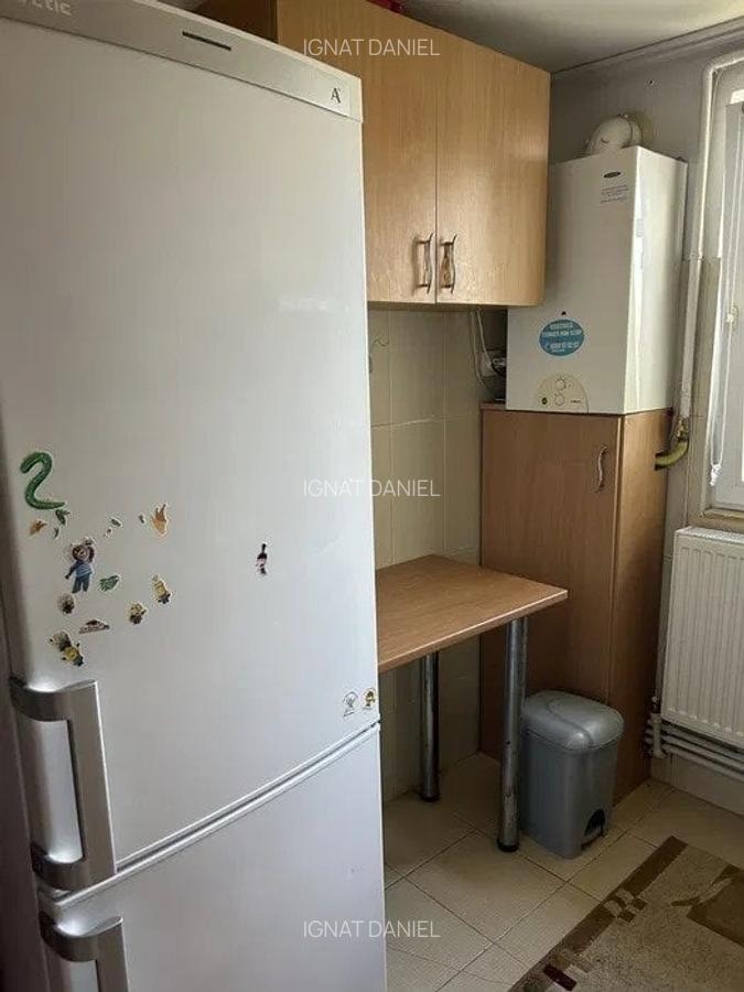 Apartament cu 2 camere, zona Canta - 5