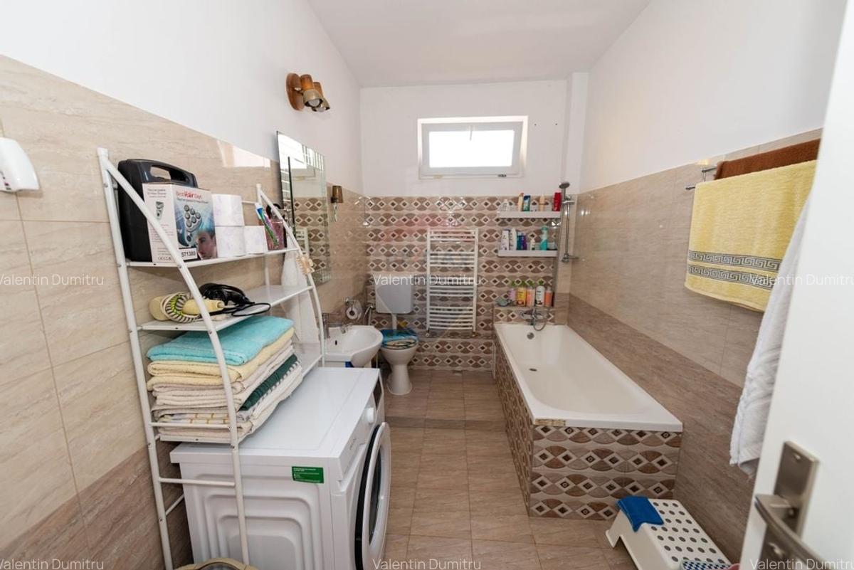 Vila de vanzare in zona P-ta Unirii 140 mp teren - 14