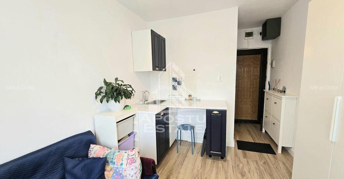 Garsoniera renovata, etaj intermediar, zona Dacia - 4