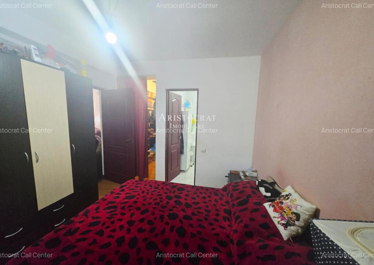 Vanzare casa pe parter Tamasi padure - 9