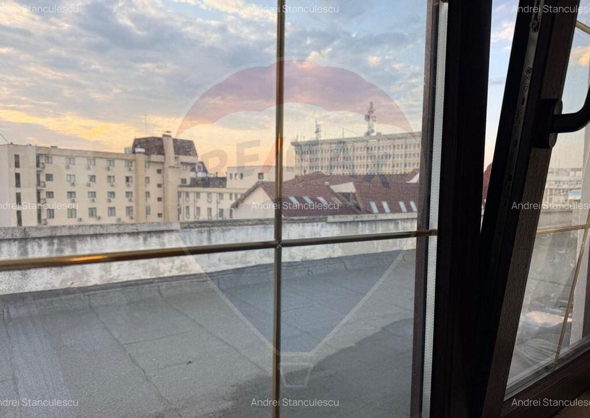 VANZARE Garsoniera cu terasa de 50mp in zona Ultracentral... - 5