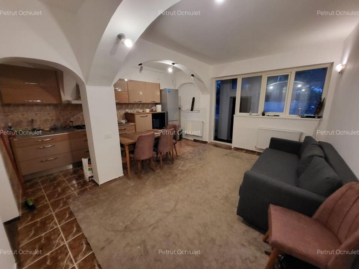 Casa 2002 | 4 Camere | Vanzare | Renovata *Armeneasca* - 3