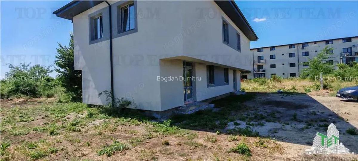 Vila individuala cuplata 5 camere, P+1+M, incalzire in pardoseala, toate utilitatile, 260 mp teren, - 2