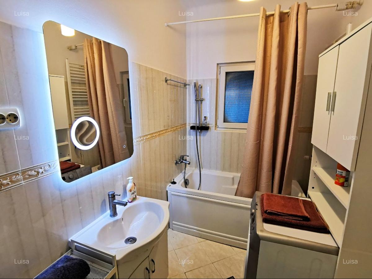 Str. Mihai Eminescu - Cal. Dorobantilor - ASE - Particular - 3 camere - Etaj 1 - 14
