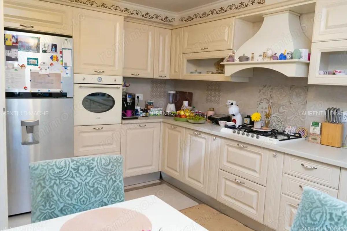 Ovidiu Sud zona de vile lac. - 16