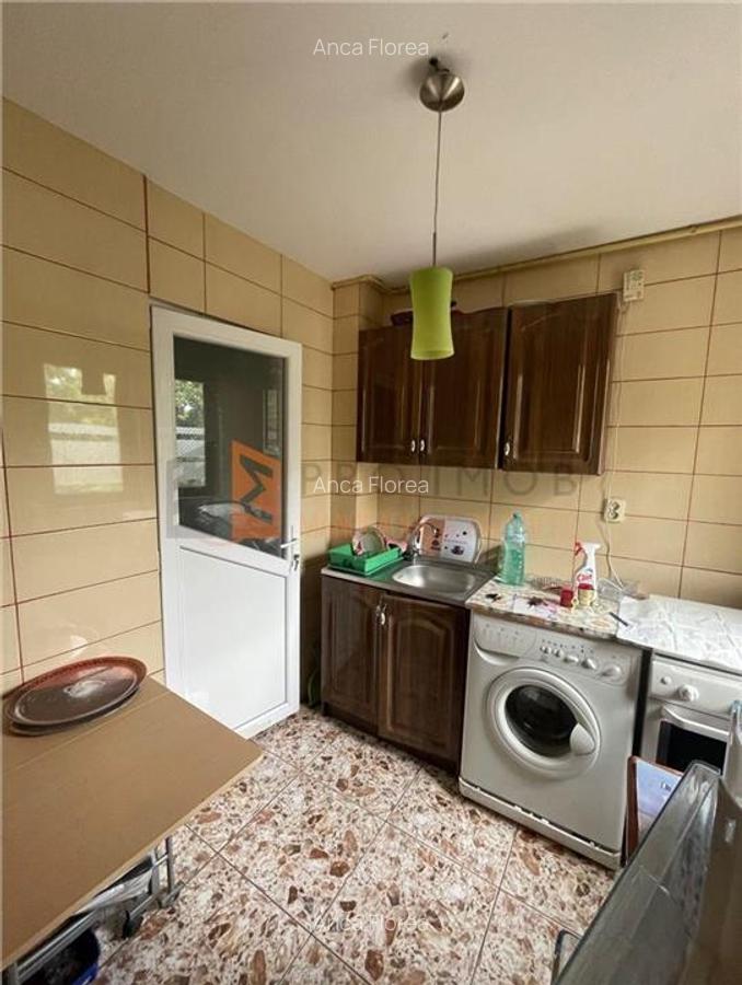Apartament 2 camere cf 1 decomandat zona Micro 5 - 7