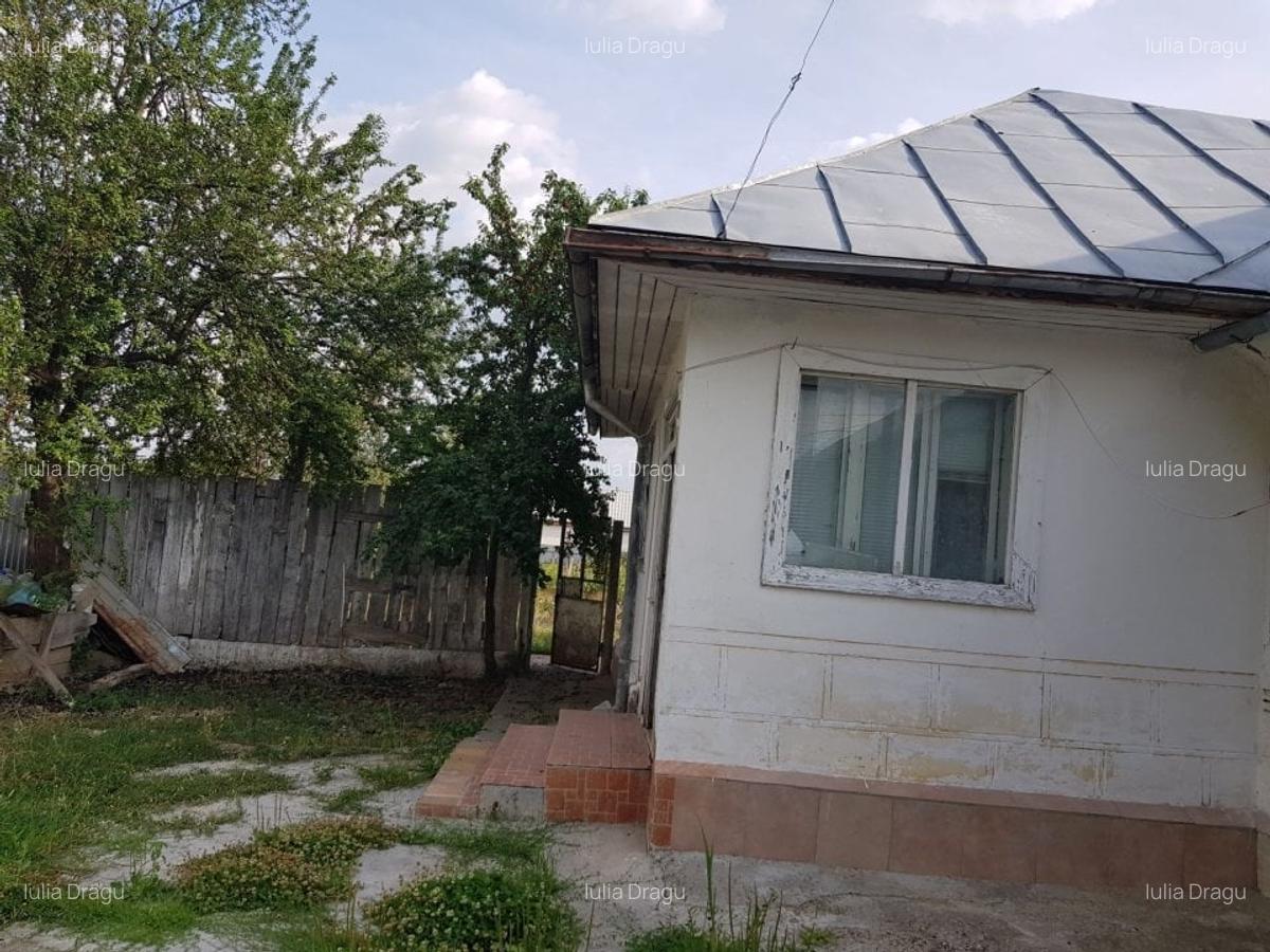 Casă cu 4 camere în Vânători - 4