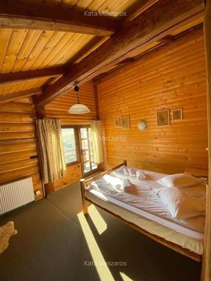 FILM! Resedinte montane,mobilate,echipate, jacuzzi,piscina,pretios areal,Sambata - 10