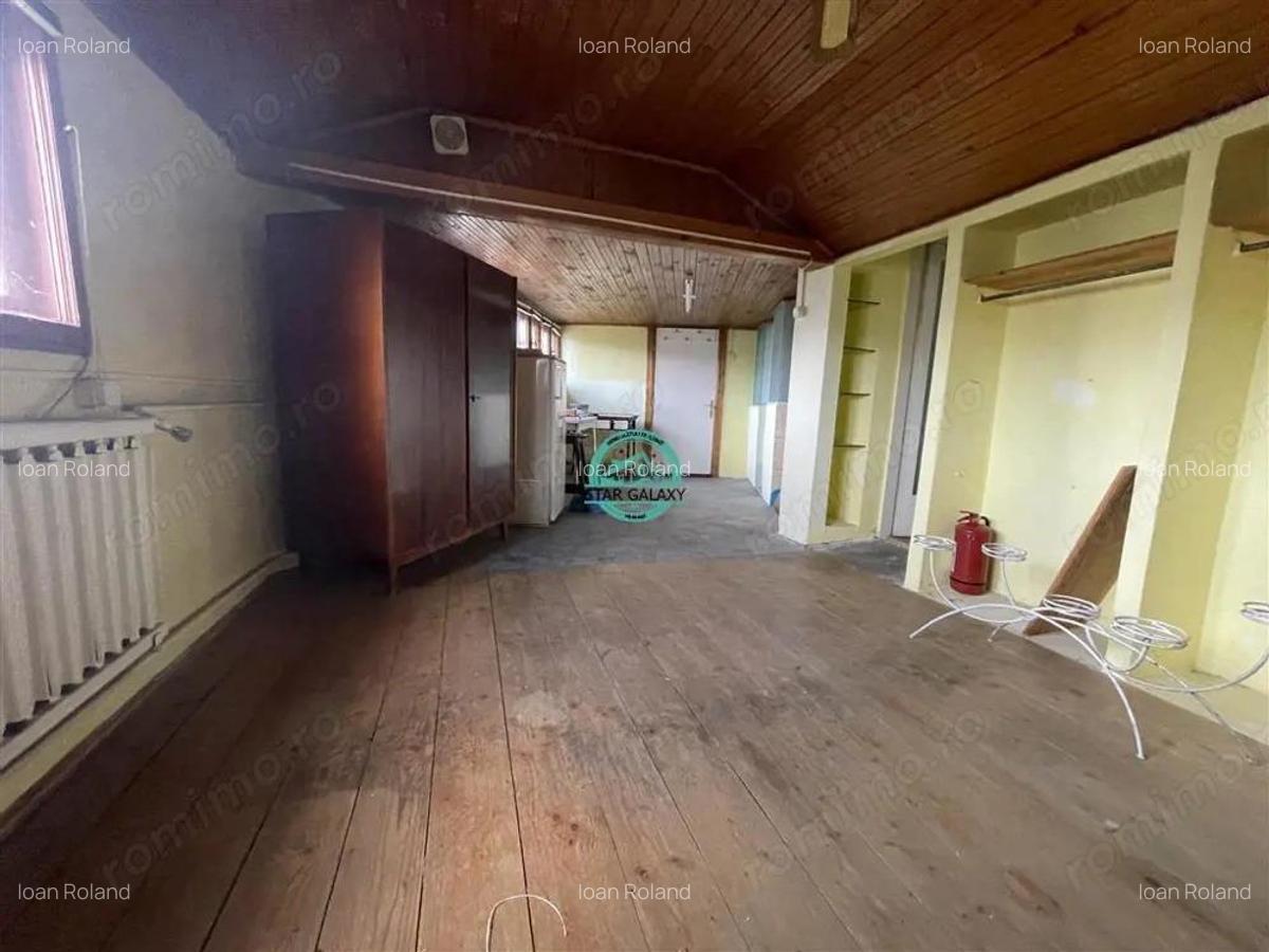 Casa de vanzare cu sup 308 mp, 254 mp teren, in 7 Noiembrie str. Pacii - 9