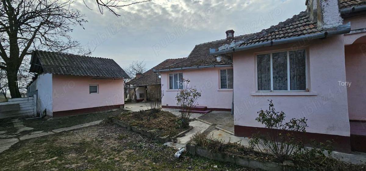 Vand casa si gradina in Satu Nou, Comuna Misca Jud, Arad - 2