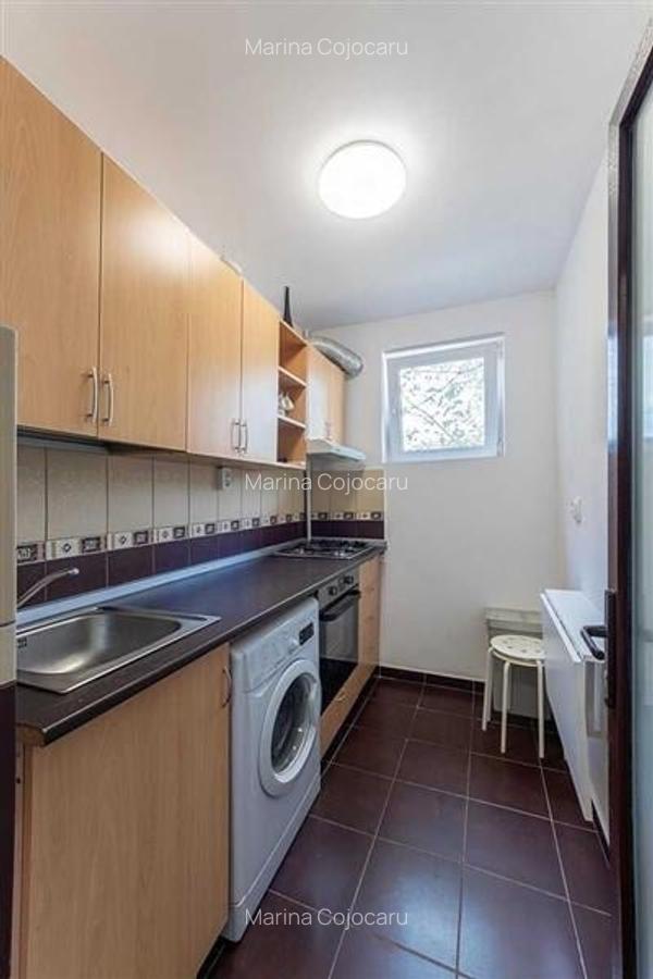 2 Camere, Hanul lui Manuc, 2 minute Metrou Piata Unirii - 7