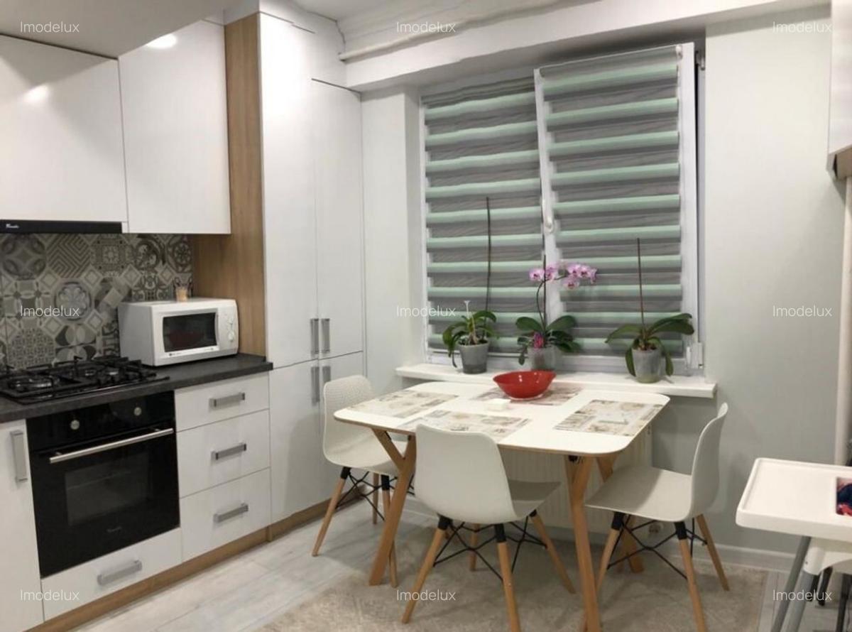 Garsoniera in zona Universitate - 5