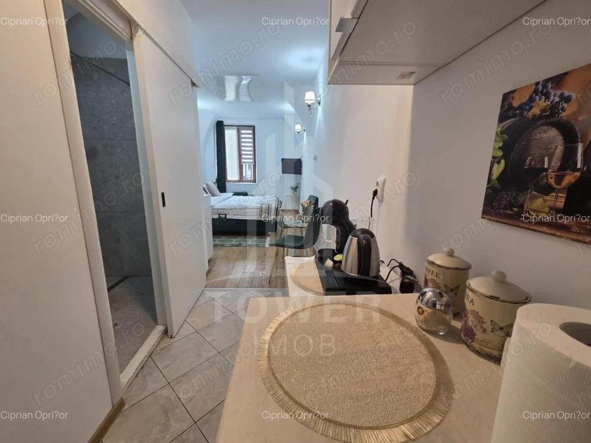 Garsoniera ultracentrala de vanzare Etaj 1 - 3