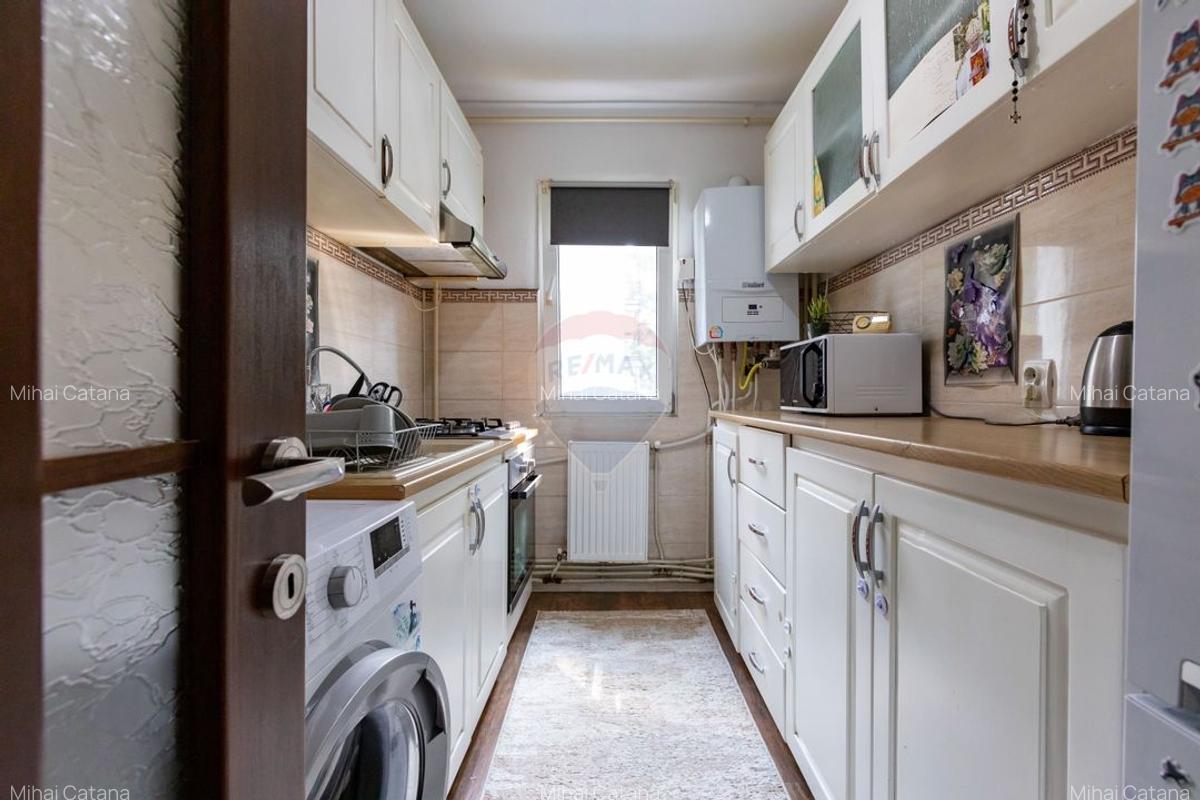 Apartament cu 3 camere semidecomandat, etajul 2, Aleea Parcului - 8