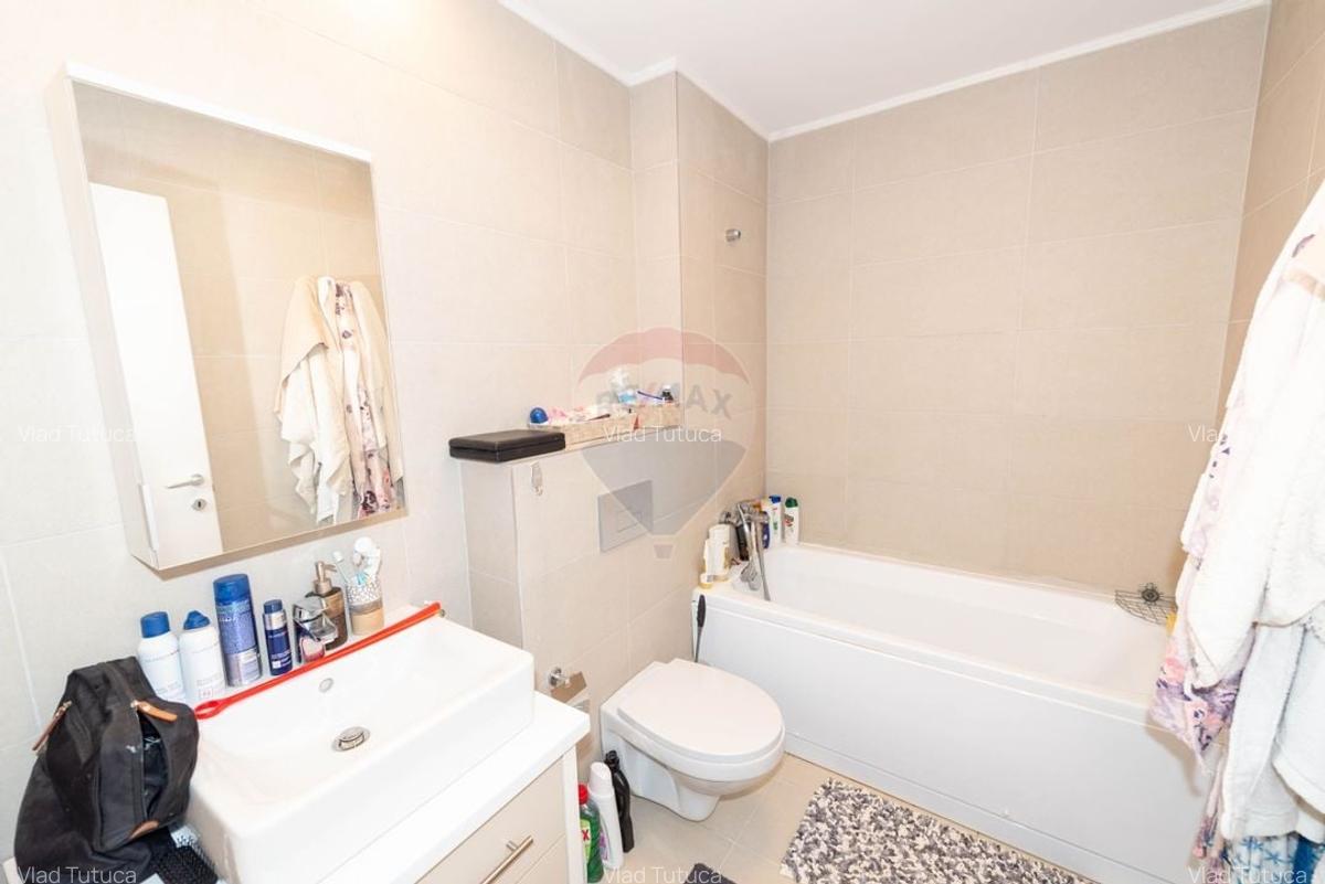 Vanzare apartament cu 3 camere mobilat si utilat ansamblu Cosmopolis - 9