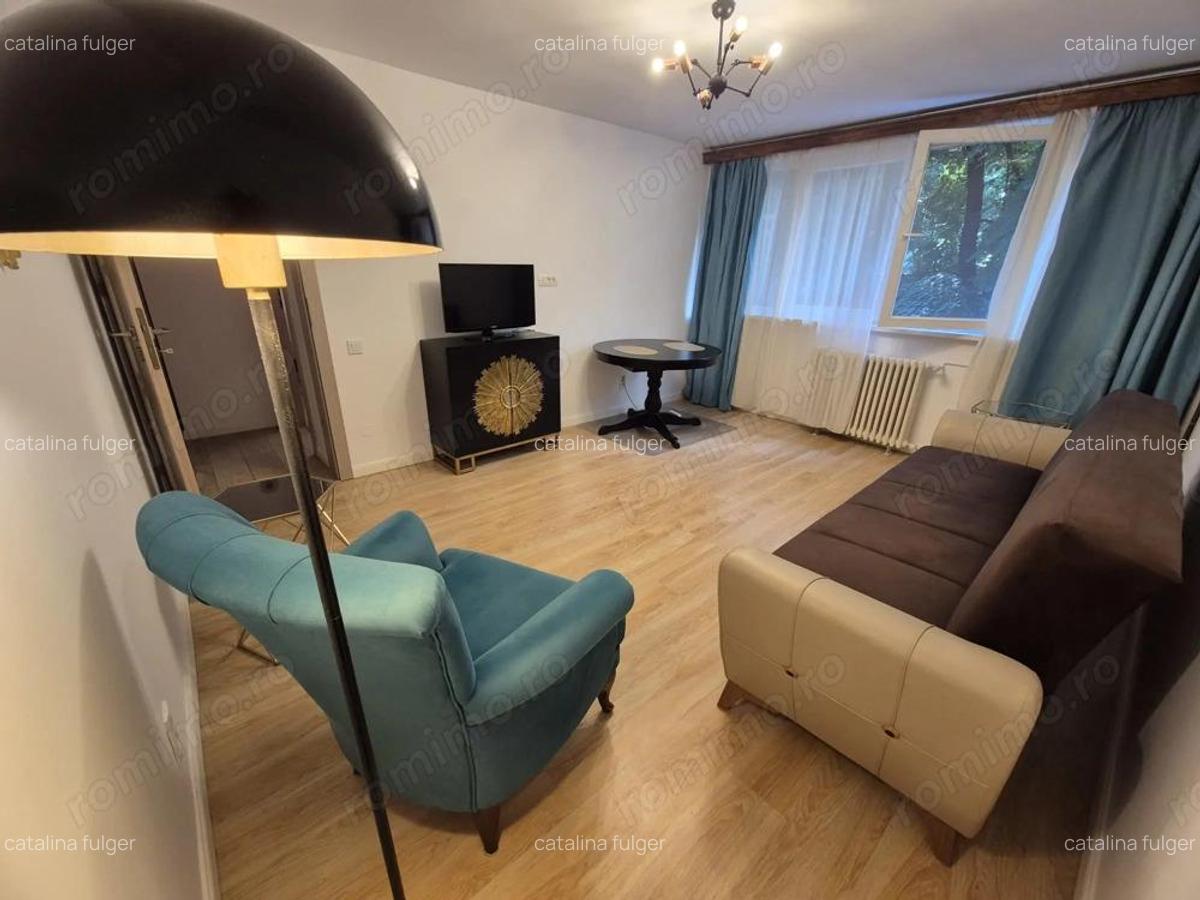 Inchiriere apartament 2 camere Ultracentral Sala Palatului - 1 Inchiriere apartament 2 camere Ultracentral Sala Palatului - 1