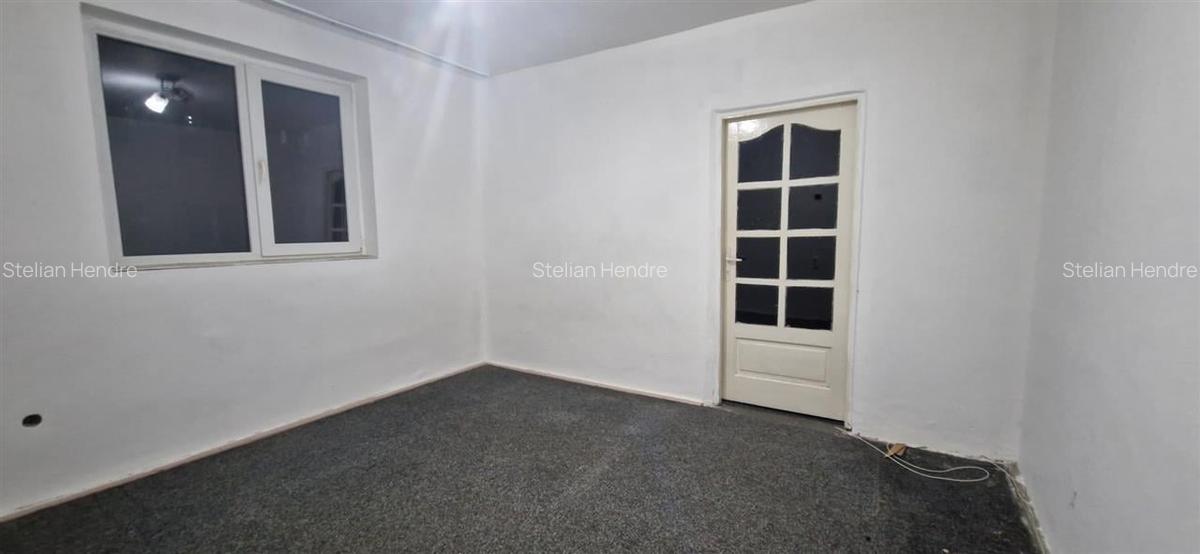 Apartament cu 2 camere semidecomandat în Central - 1