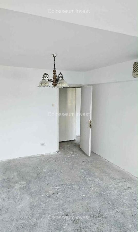 Apartament 2 camere, semidecomandat - zona Garii - 6