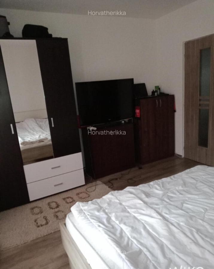 Vand apartament 2 camere - 4