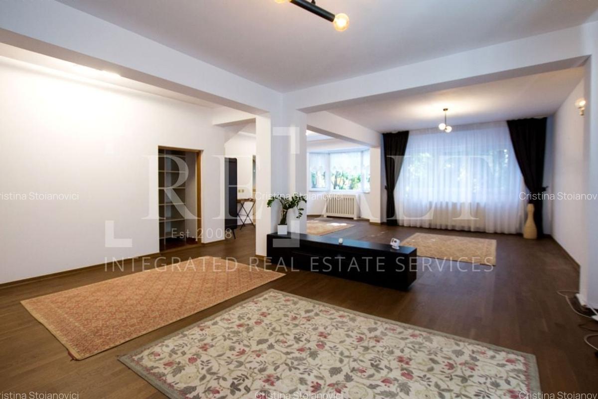 Inchiriere casa, vila 5 camere | Individuala, 400mp curte libera | Pipera - 2