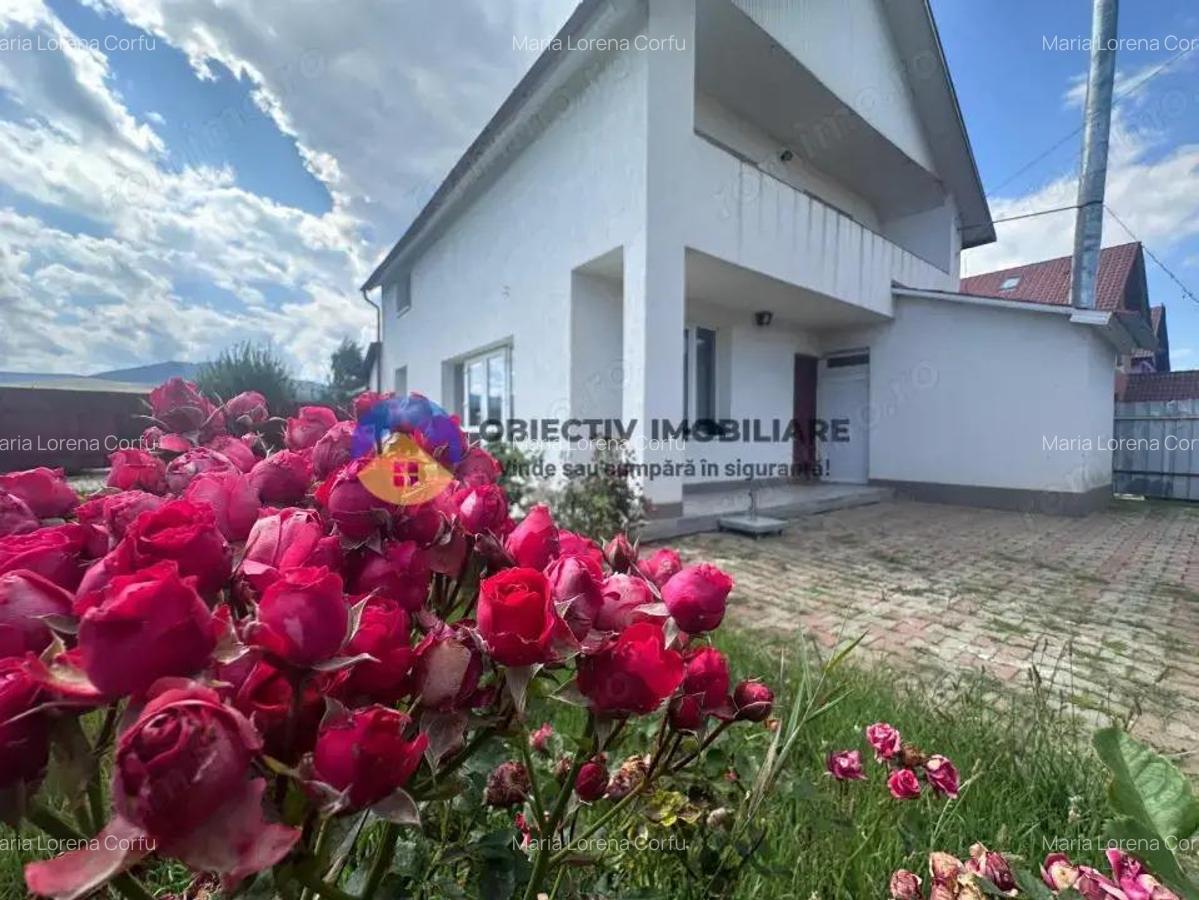 Casa cu personalitate in inima Dumbrava Ro?ie Cut - 2