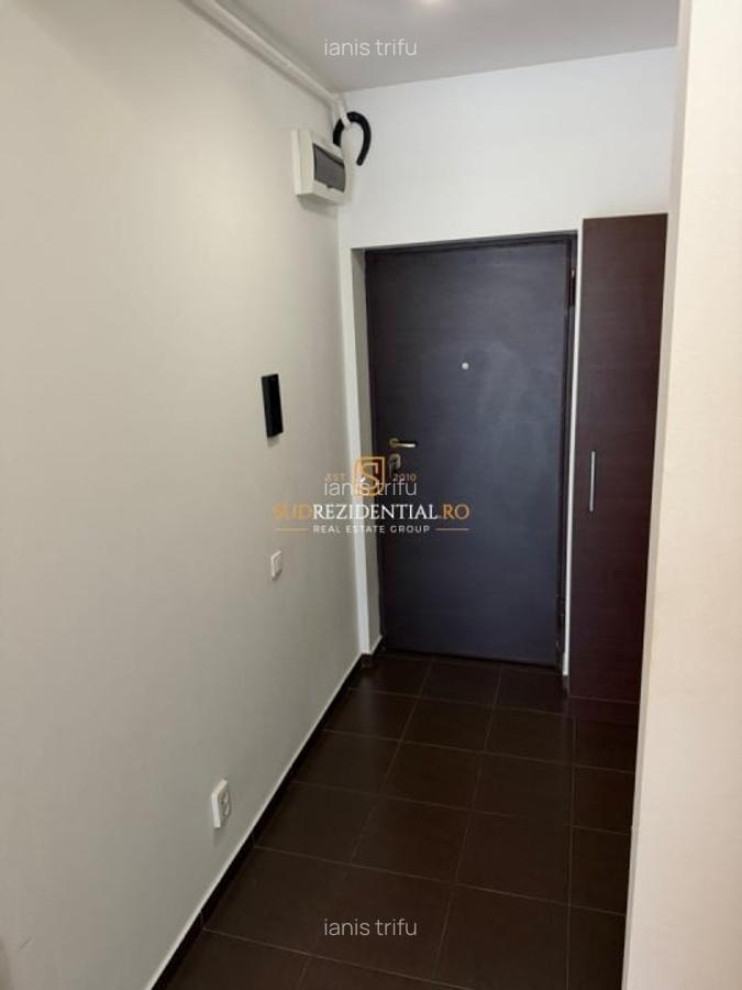 Titan 3 minute metrou bloc nou parcare - 3