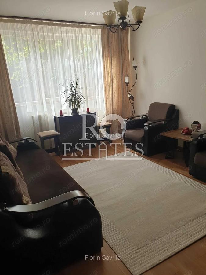 Garsoniera vanzare decomandata interior bucla Drumul Taberei - 1