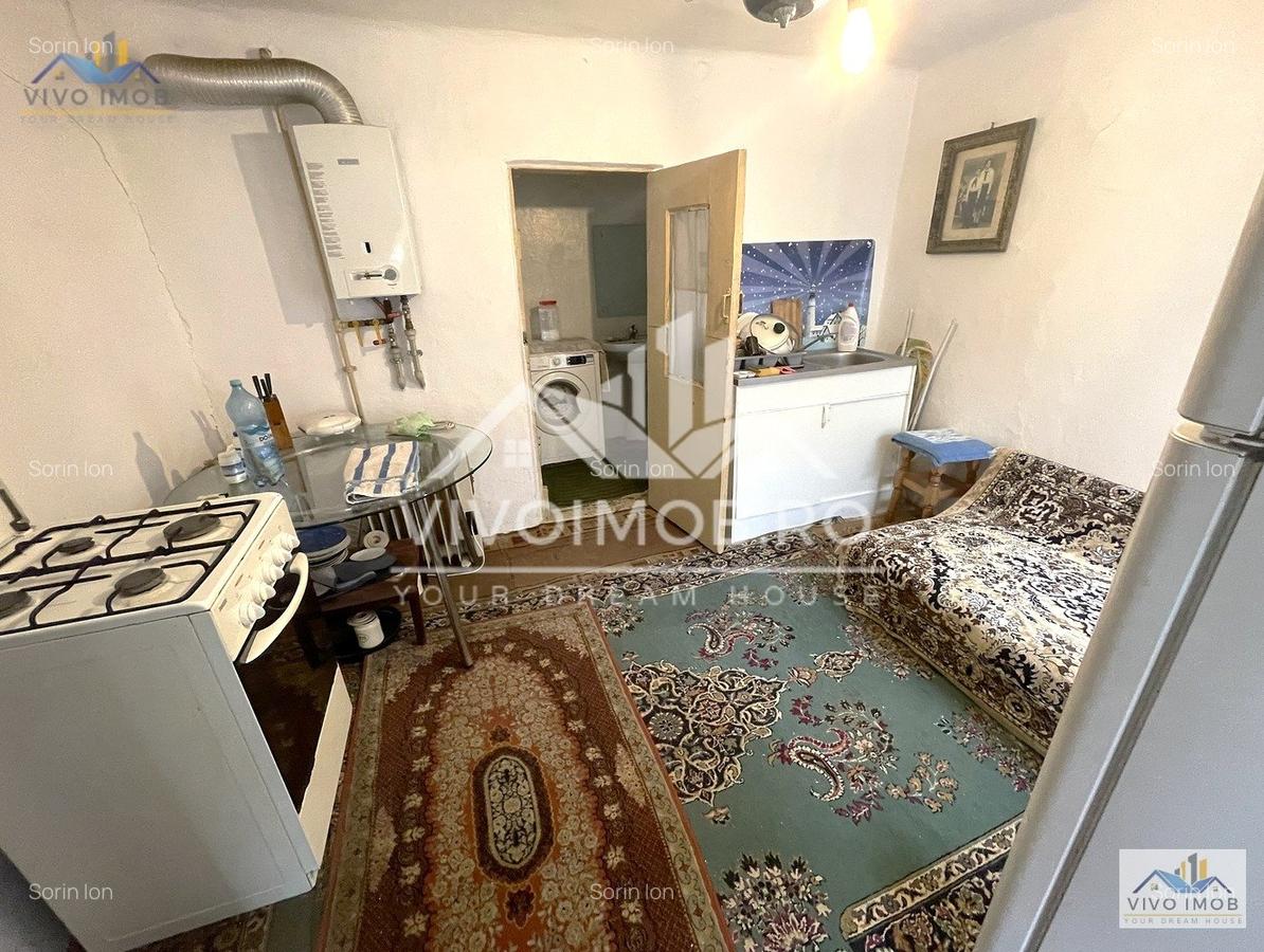 Casă Rahova-Șos București-Măgurele |  3 camere | teren 200 | toate utilitățile - 12