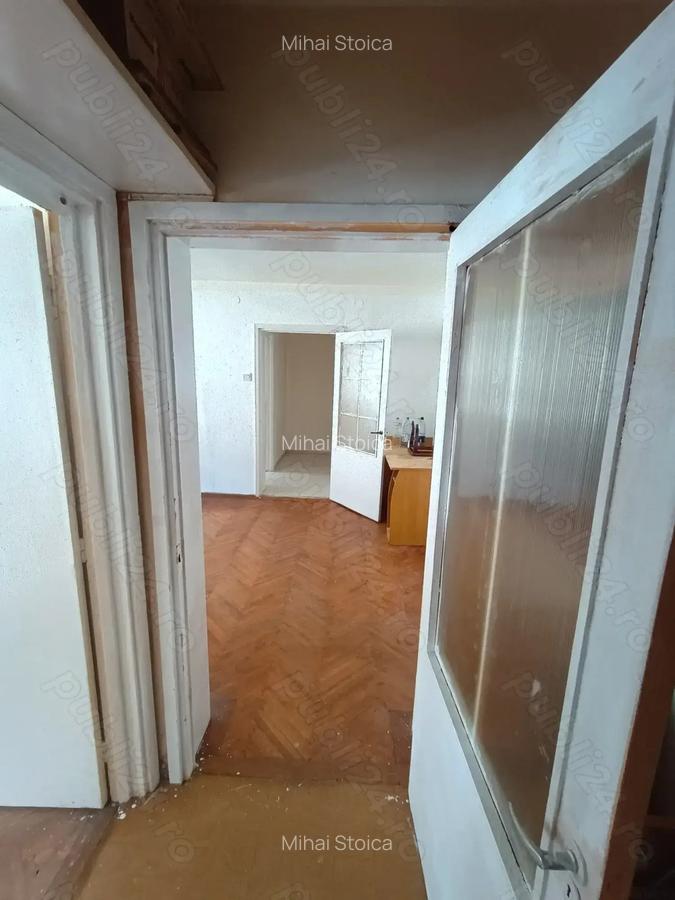 De vanzare apartament cu 2 camere semidecomandat Sinaia - 8
